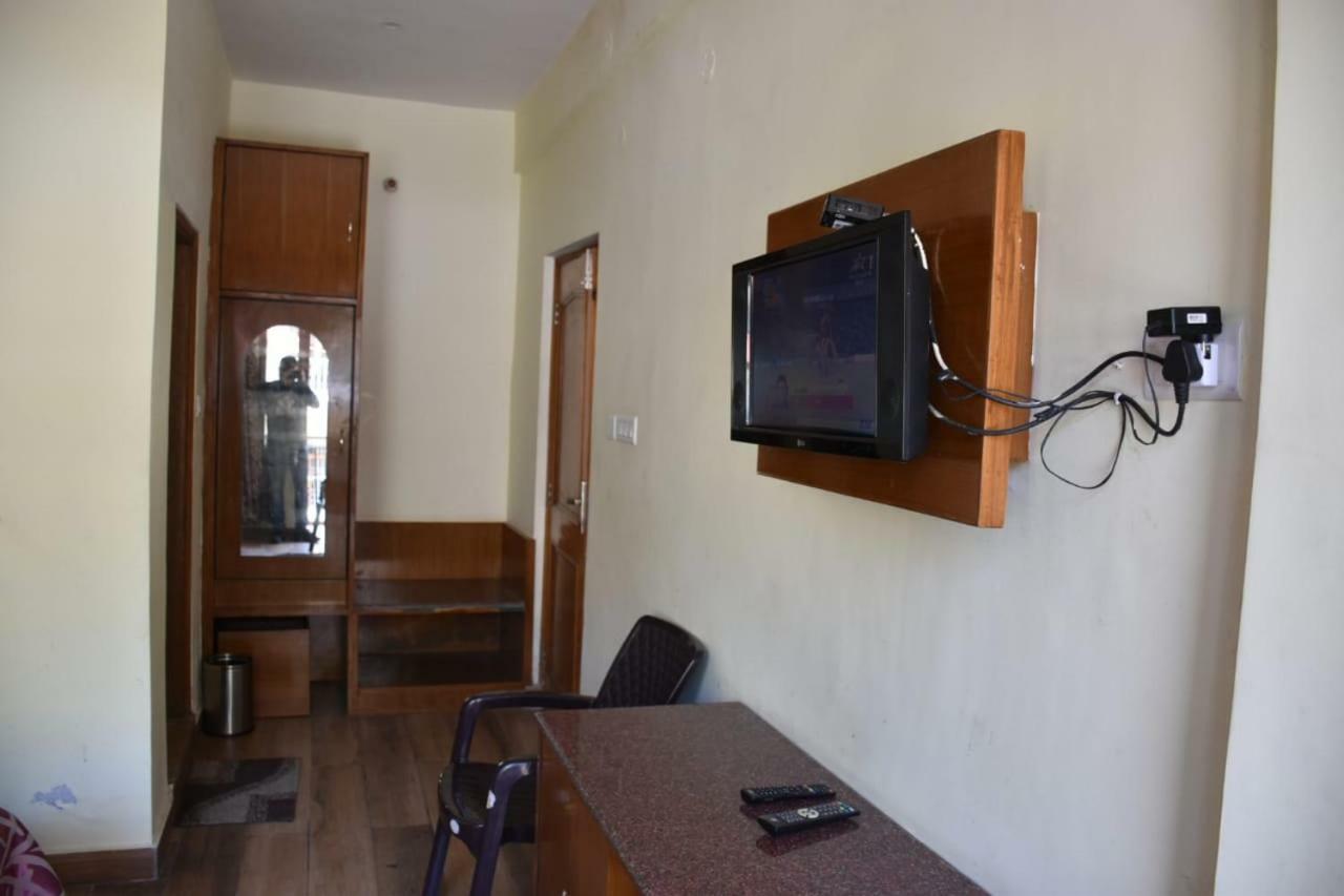 Misty Woods Hotel Dharamshala Ngoại thất bức ảnh